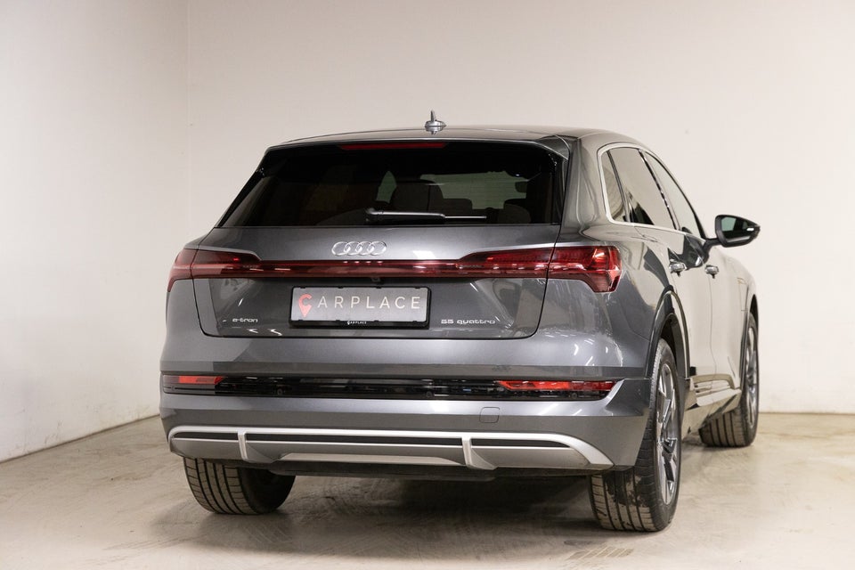 Audi e-tron 55 S-line quattro 5d