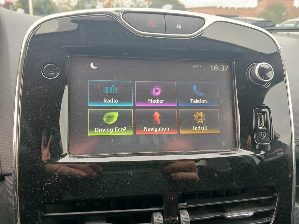 Renault Clio IV 0,9 TCe 90 Expression 5d