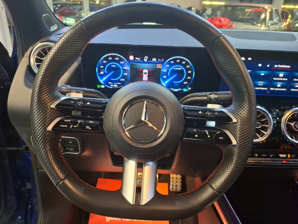 Mercedes EQA350 AMG Line 4Matic 5d