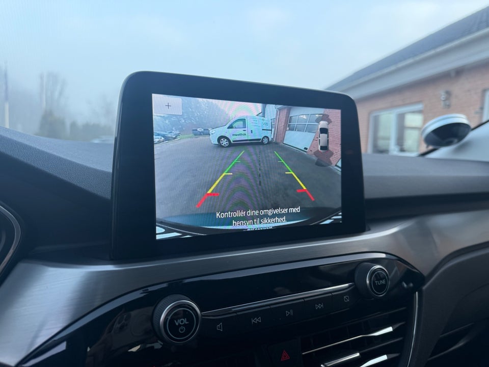 Ford Kuga 2,5 PHEV Titanium CVT 5d