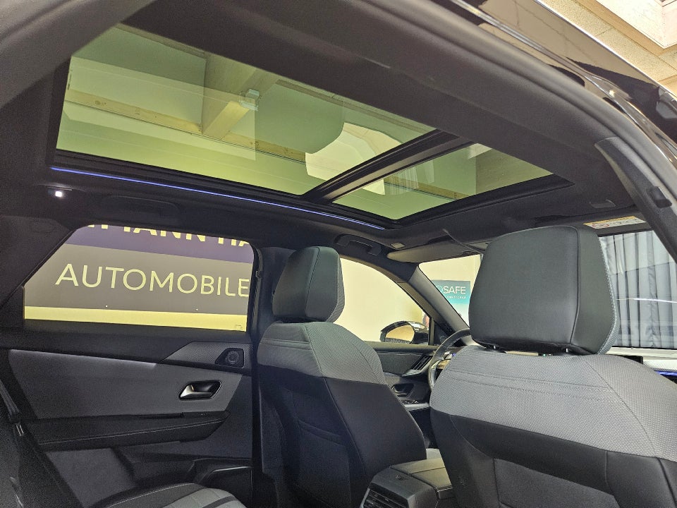 Opel Grandland-e 73 GS Sky 5d