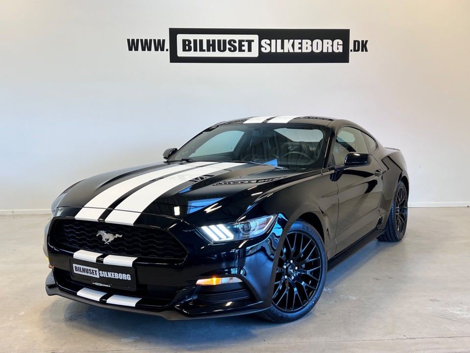 Ford Mustang 3,7 GT Fastback aut. 2d