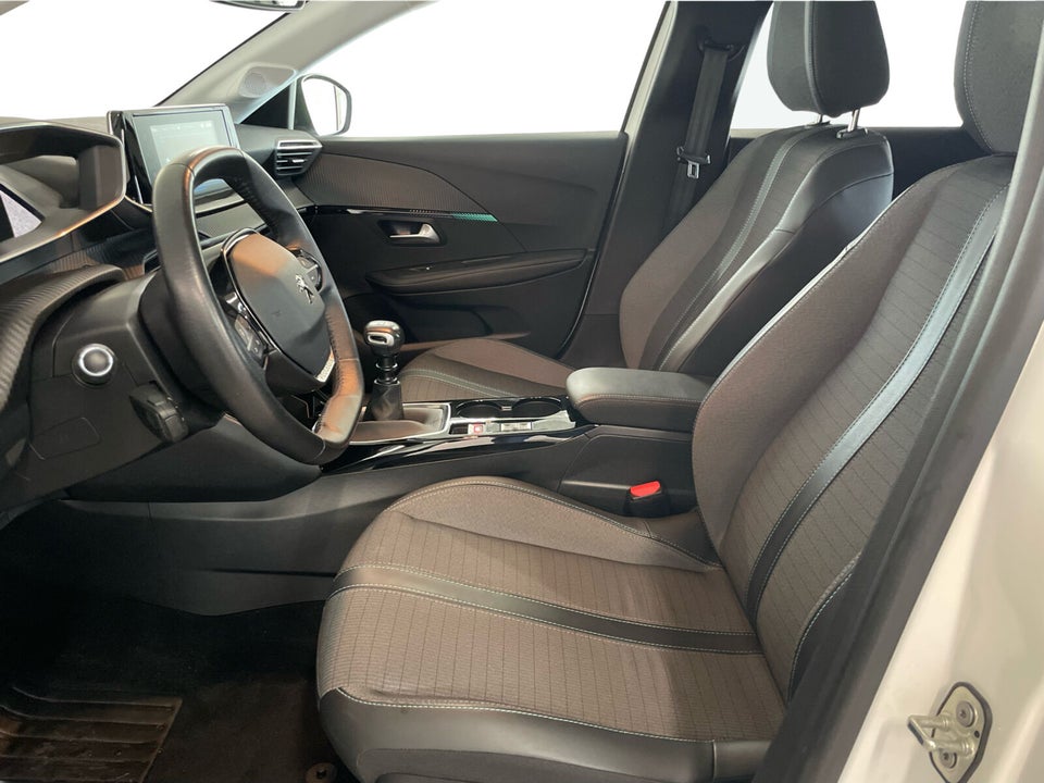 Peugeot 208 1,5 BlueHDi 100 Allure Sky 5d