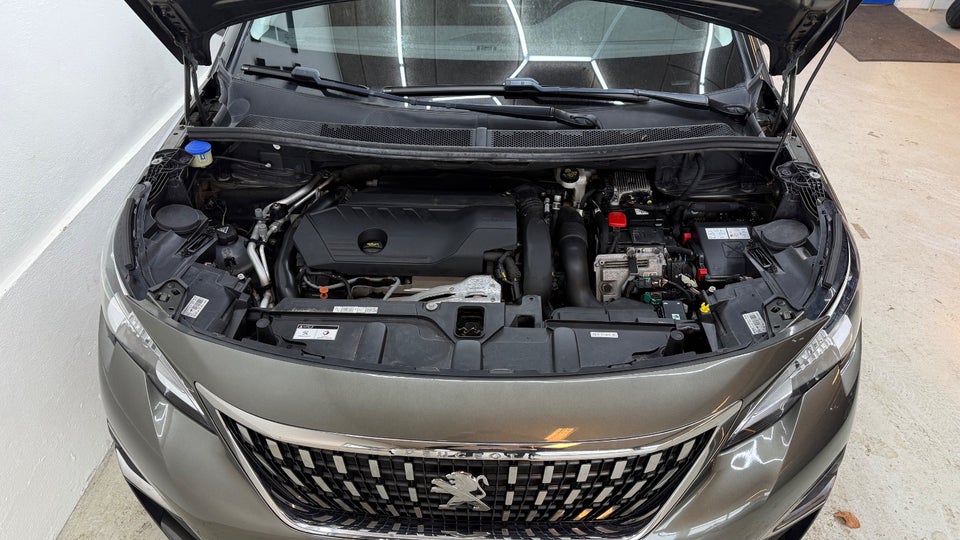 Peugeot 3008 1,6 Hybrid Allure Limited EAT8 5d