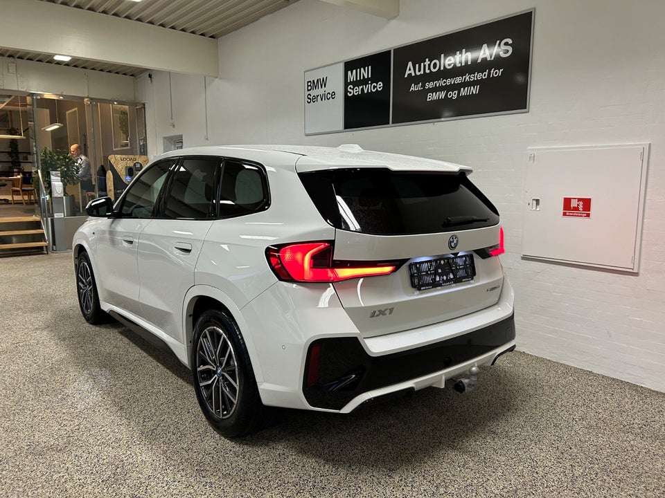 BMW iX1 xDrive30 Fully Charged M-Sport 5d