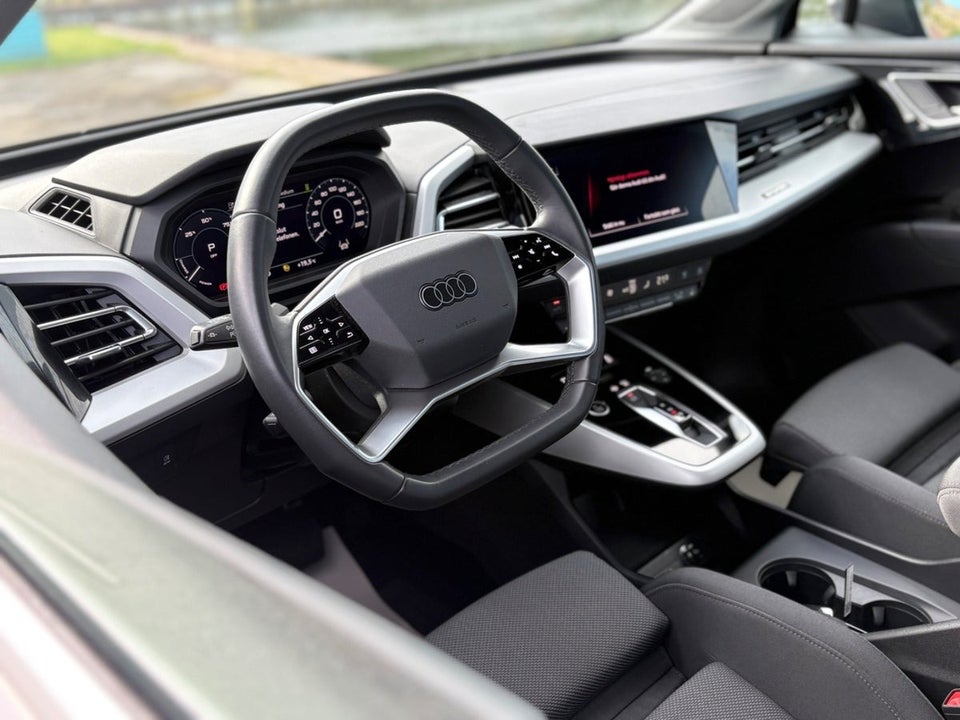 Audi Q4 e-tron 40 Advanced Sportback 5d