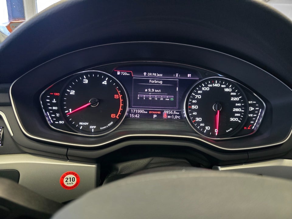 Audi A4 40 TDi Advanced Prestige Tour Avant S-tr. 5d