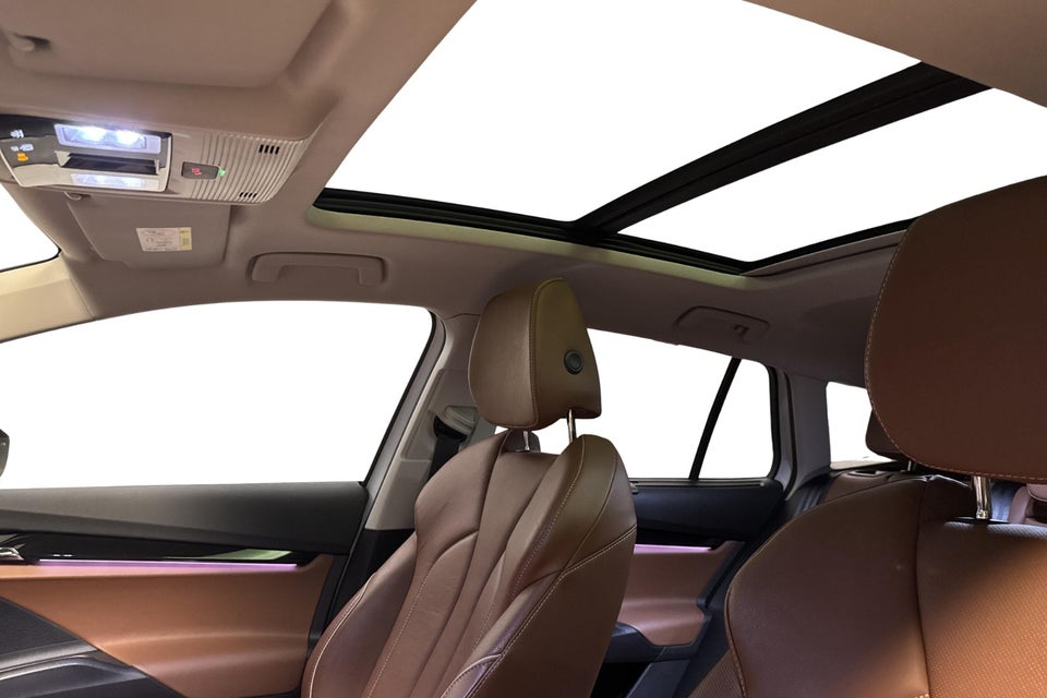 Skoda Enyaq 60 iV ecoSuite 5d