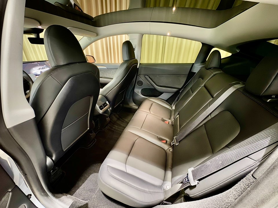 Tesla Model Y Performance AWD 5d