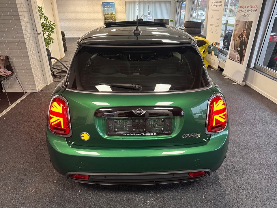 MINI Cooper SE Maximise 3d