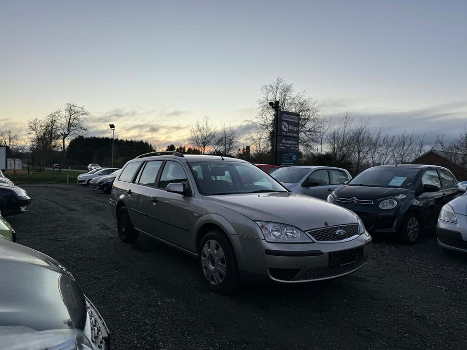 Ford Mondeo 1,8 110 Ambiente stc. 5d