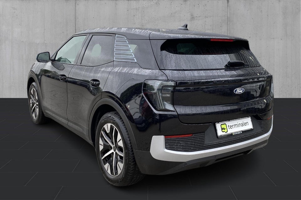 Ford Explorer 77 Premium Extended Range 5d