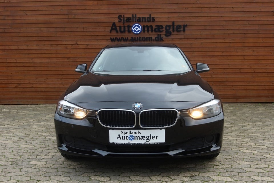 BMW 320d 2,0 Touring aut. 5d