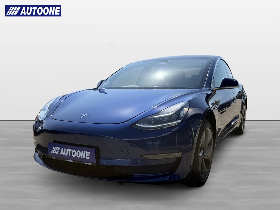 Tesla Model 3 Long Range AWD 4d