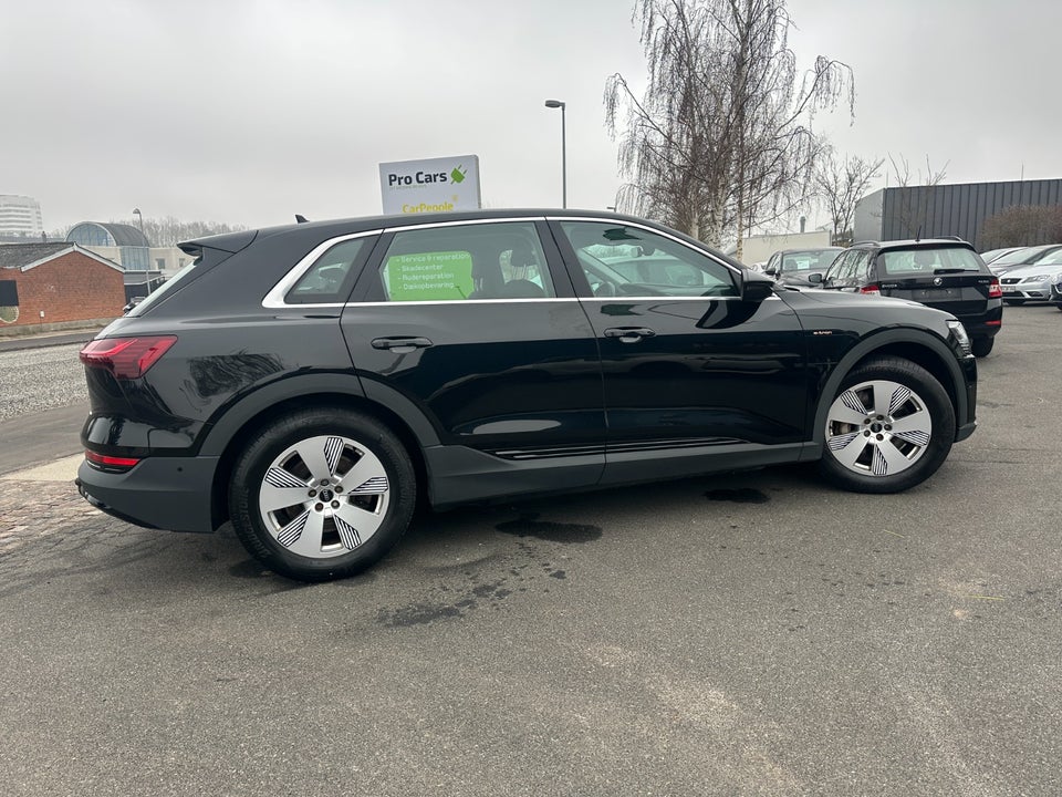 Audi e-tron 50 quattro 5d