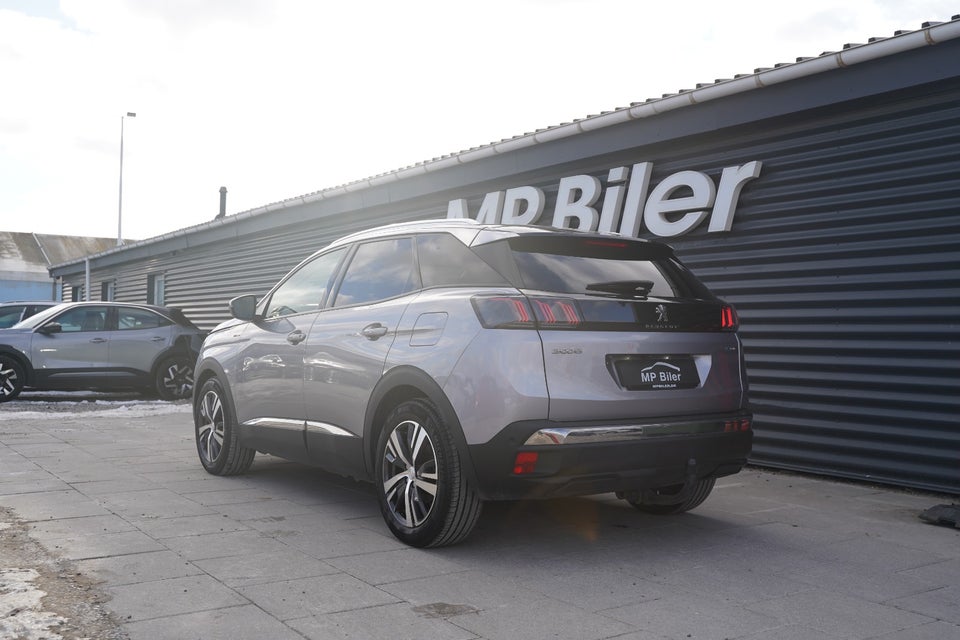 Peugeot 3008 1,6 Hybrid First Selection EAT8 5d