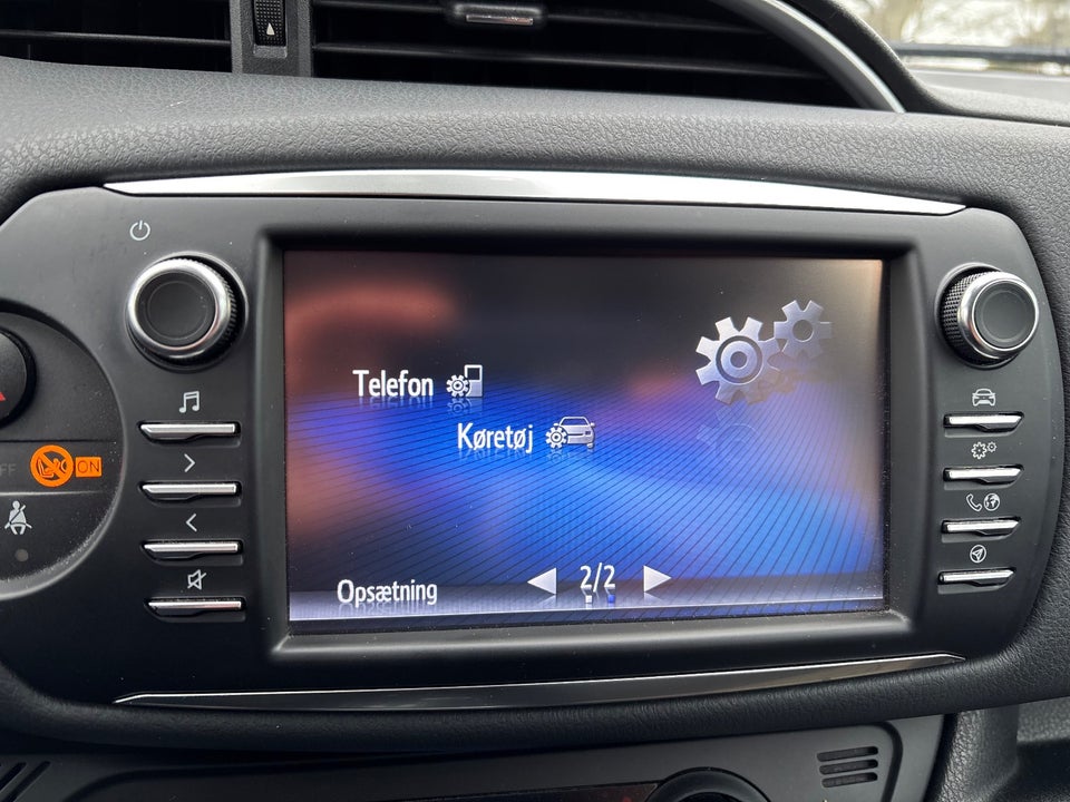 Toyota Yaris 1,5 Hybrid H1 e-CVT 5d