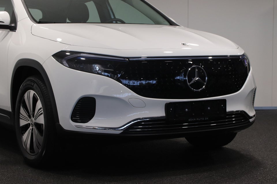 Mercedes EQA250 Progressive 5d