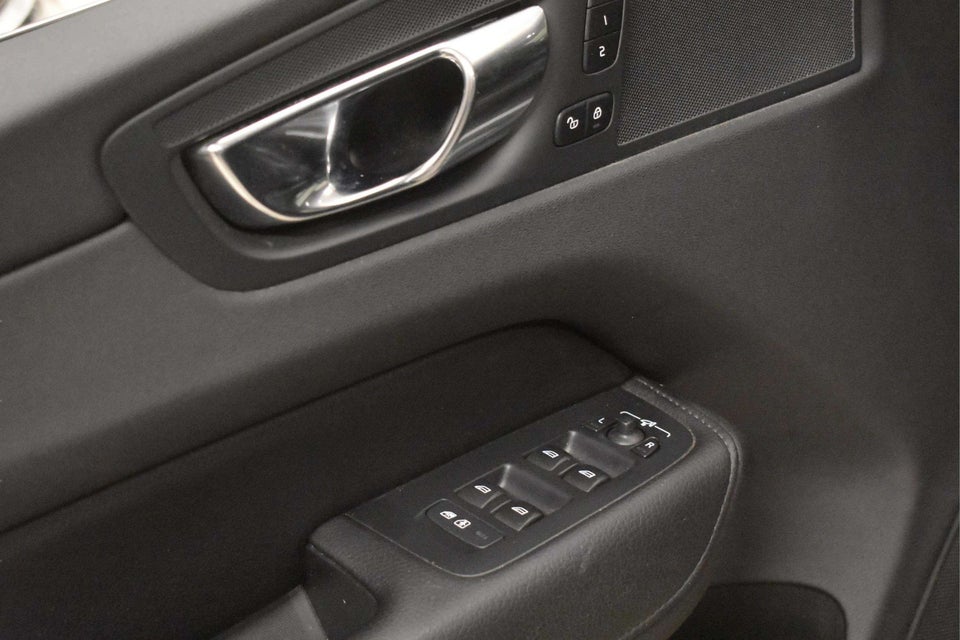 Volvo XC60 2,0 D4 190 Inscription aut. 5d