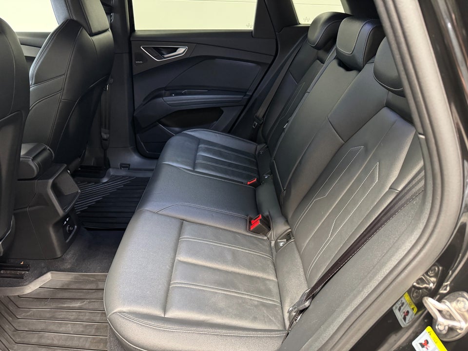 Audi Q4 e-tron 45 Attitude S-line quattro 5d