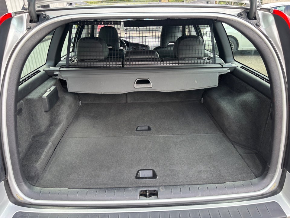 Volvo V70 2,4 140 Classic 5d