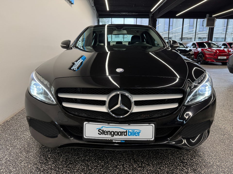 Mercedes C200 2,0 Avantgarde aut. 4d