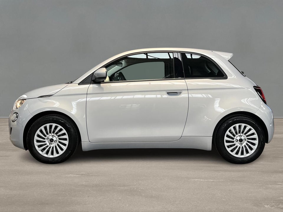 Fiat 500e 42 Icon 3+1 4d