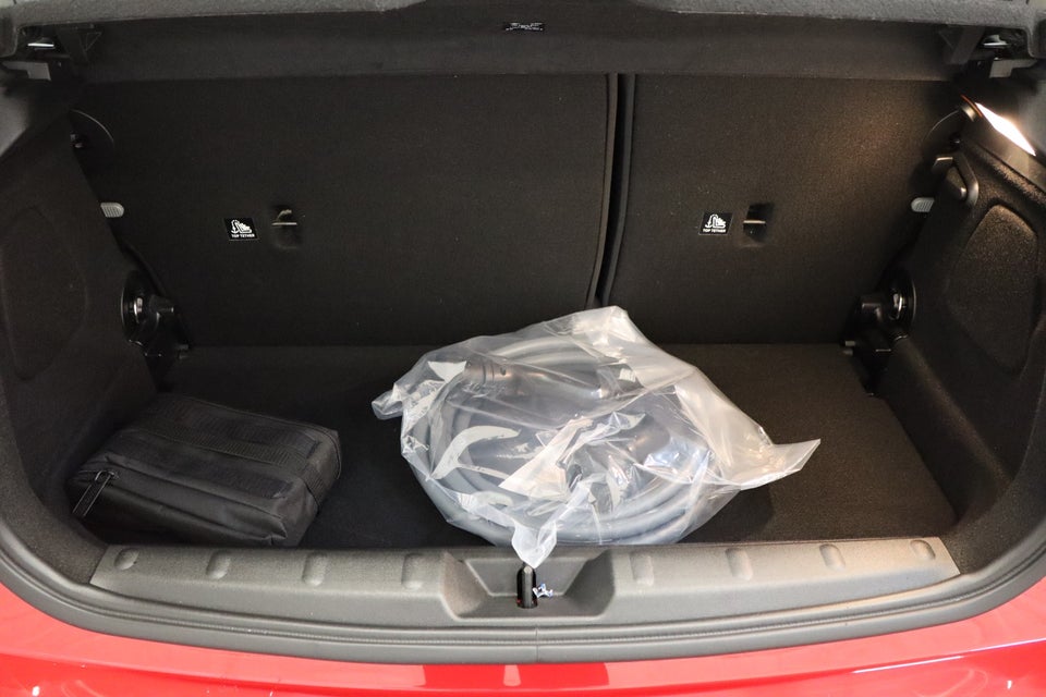 MINI Cooper SE Essential 3d