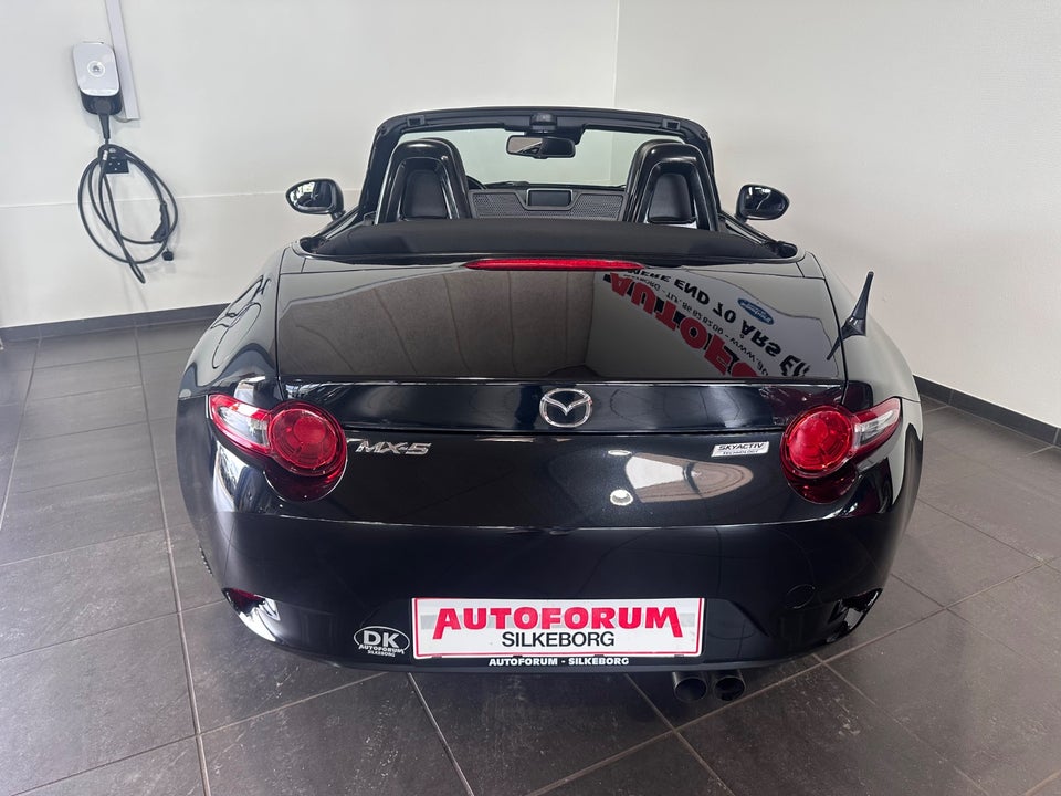 Mazda MX-5 2,0 SkyActiv-G 160 Roadster Sport 2d