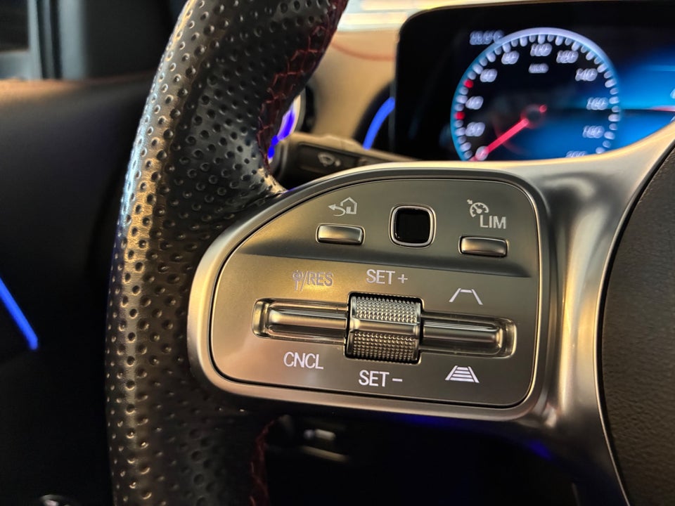 Mercedes EQB350 AMG Line 4Matic 7prs 5d