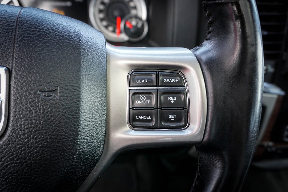 Dodge RAM 1500 5,7 V8 Laramie Crew Cab aut. 4x4 4d