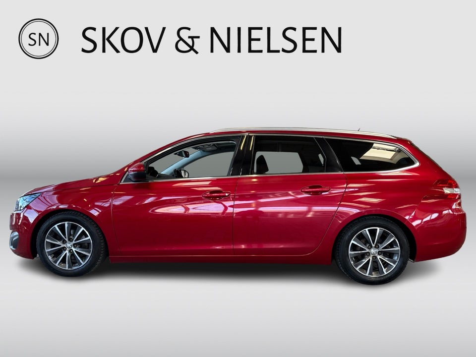 Peugeot 308 1,6 BlueHDi 120 Allure SW Van 5d