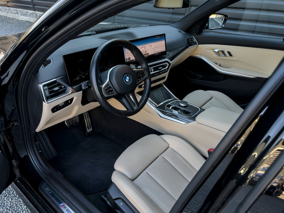 BMW 330e 2,0 Touring M-Sport aut. 5d