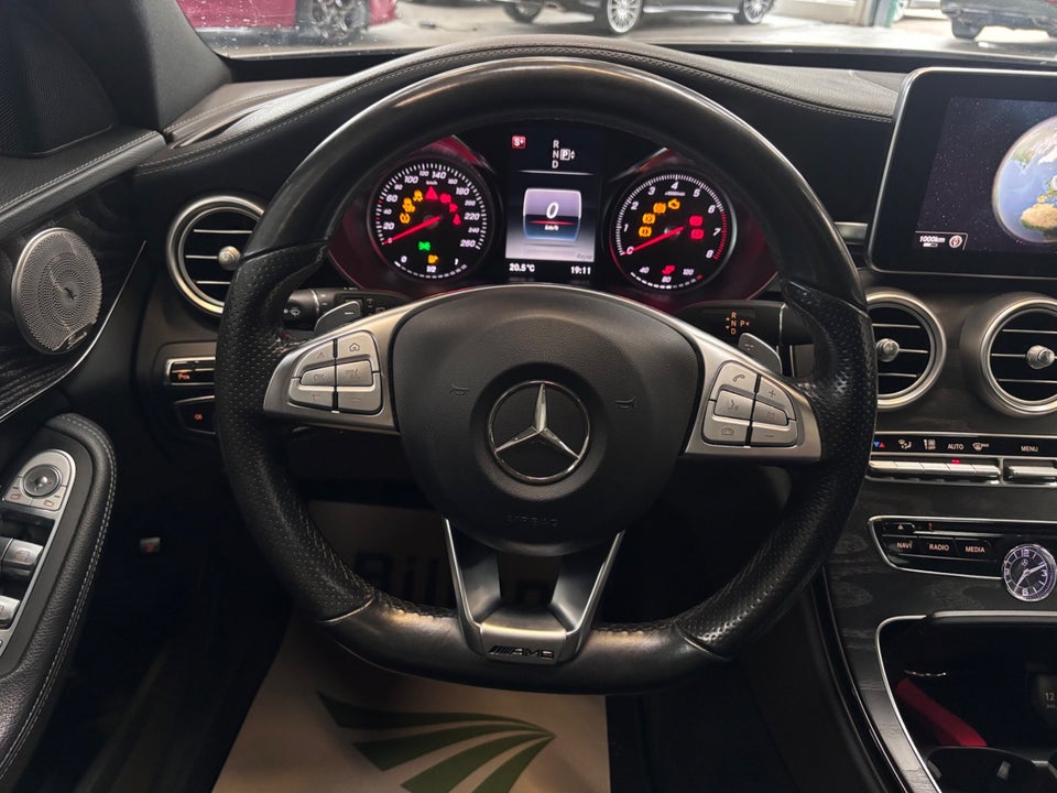 Mercedes C400 3,0 AMG Line stc. aut. 4Matic 5d