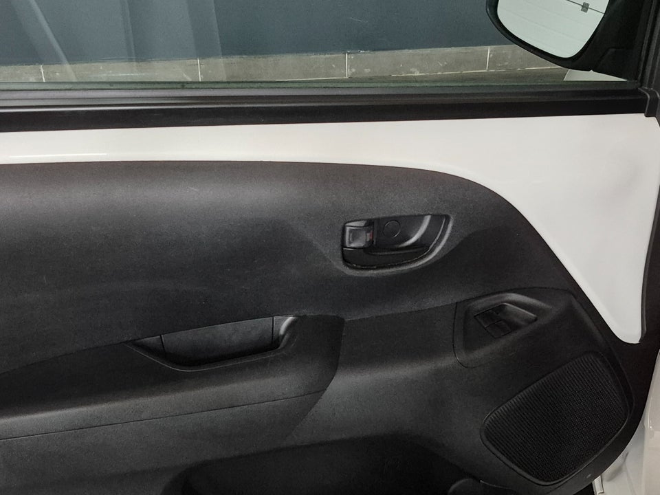 Peugeot 108 1,0 VTi 69 Active ESG 5d