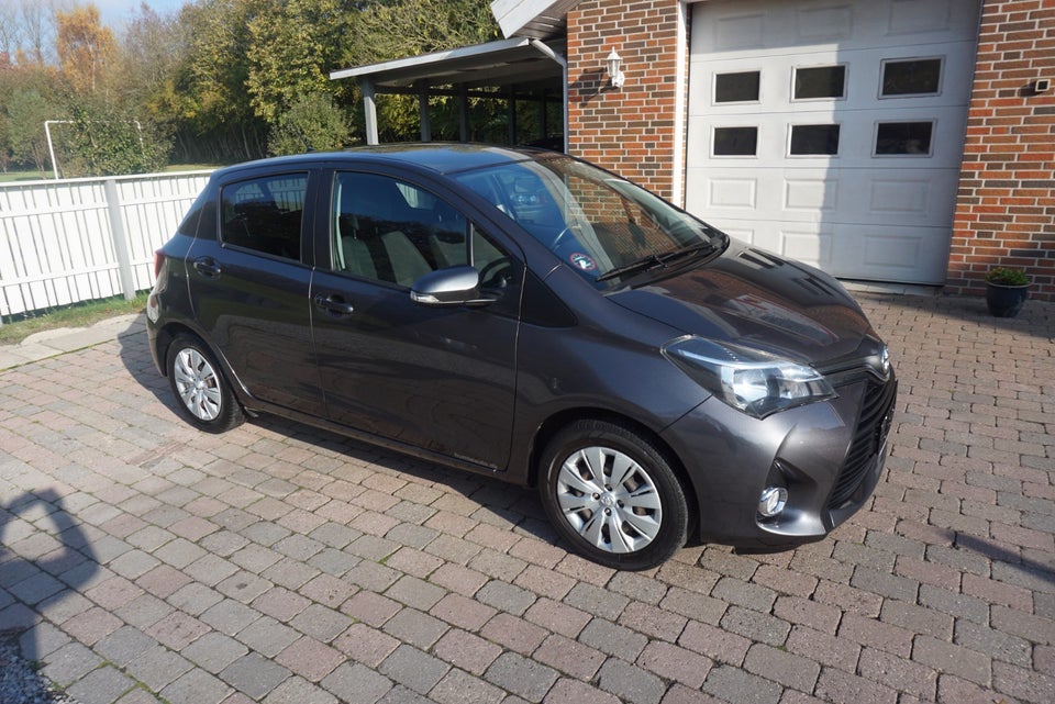 Toyota Yaris 1,0 VVT-i T1 Style 5d