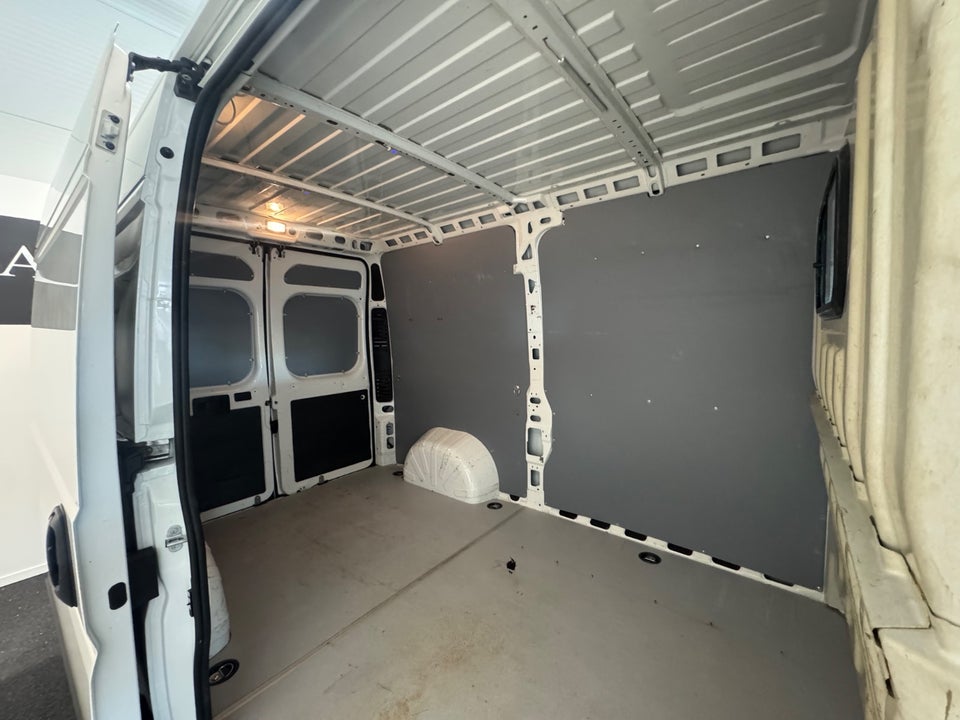 Citroën Jumper 35+ 2,2 BlueHDi 165 L2H2 FlexLine