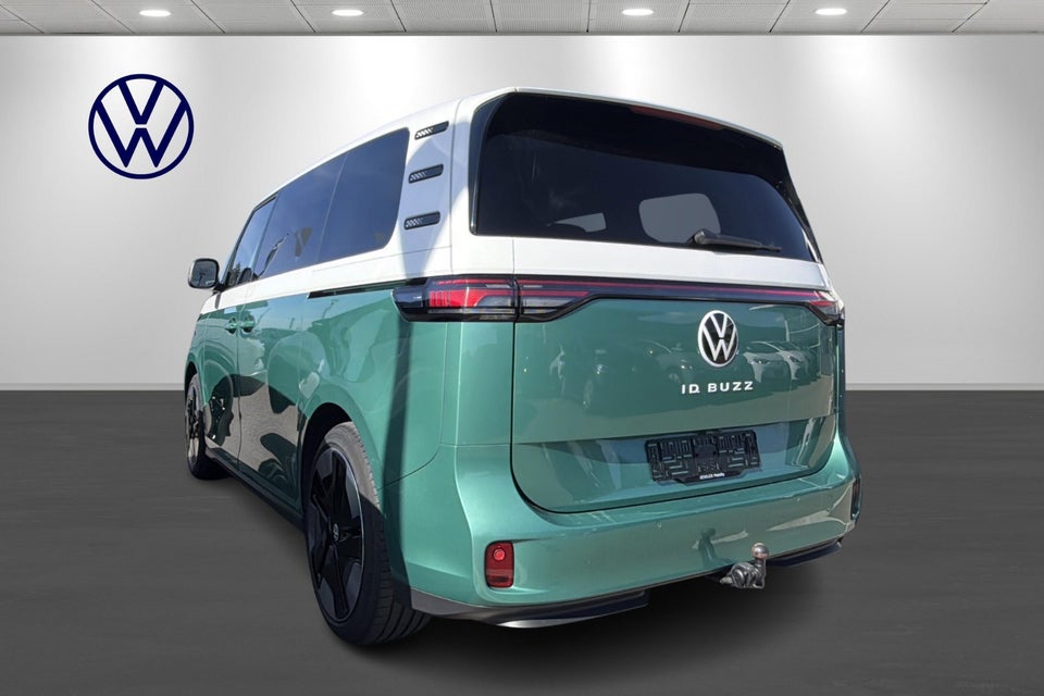 VW ID. Buzz 77 Style 75 Years Edition SWB 5d