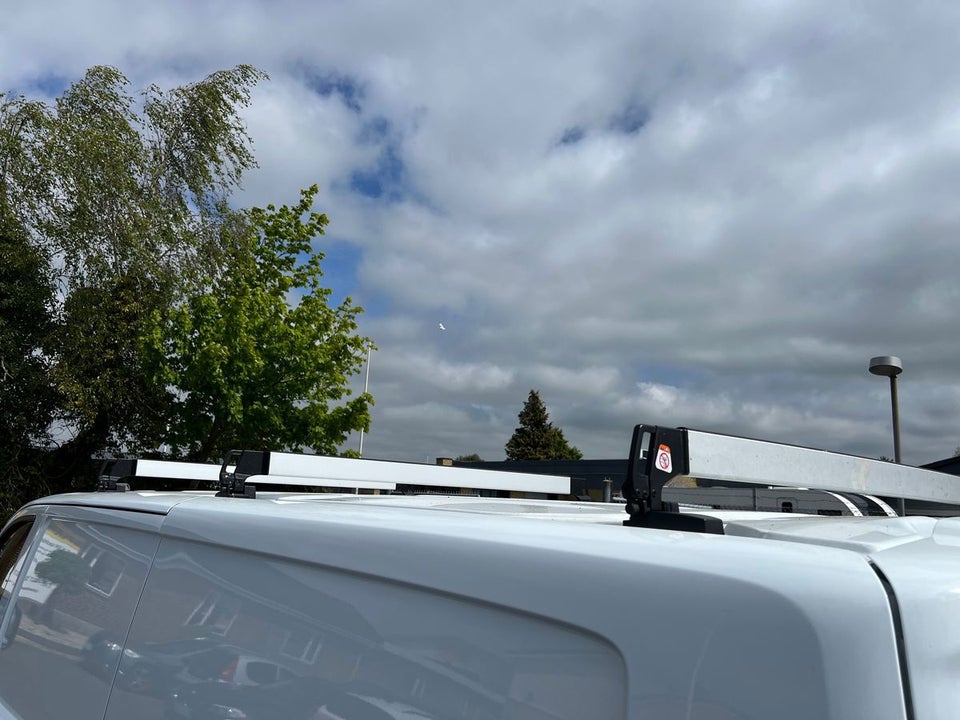 Ford Transit Custom 300L 2,0 EcoBlue Trend aut.