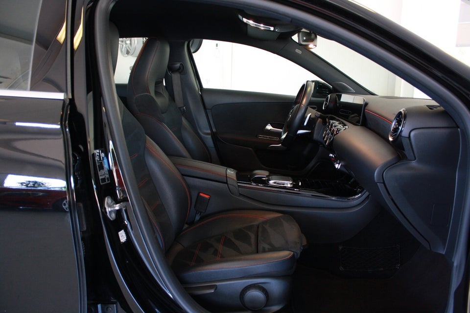 Mercedes A200 1,3 AMG Line aut. 5d