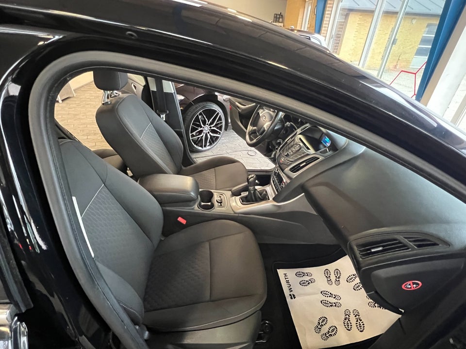 Ford Focus 1,0 SCTi 125 Titanium 5d