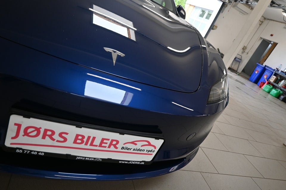 Tesla Model 3 RWD 4d
