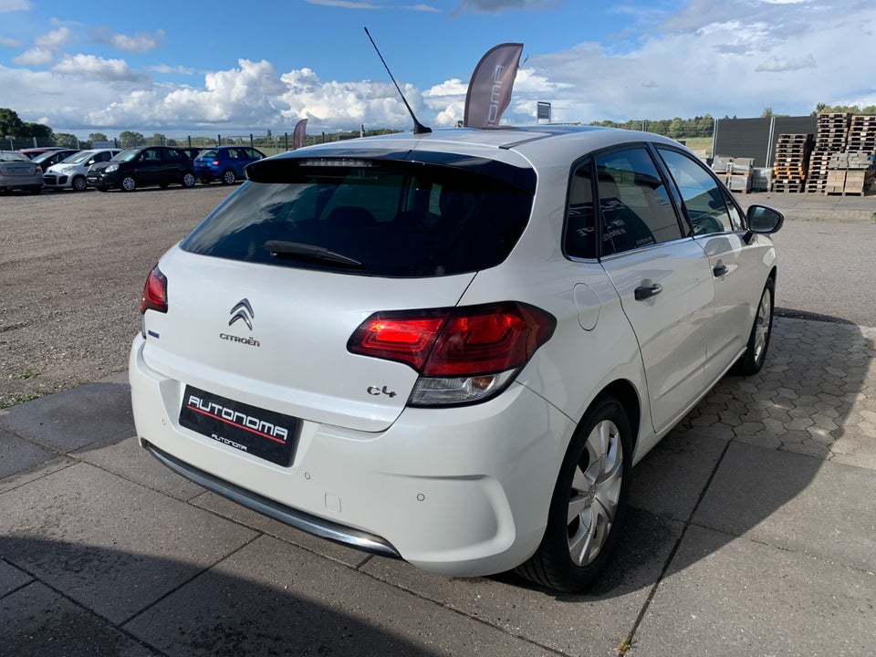 Citroën C4 1,6 BlueHDi 120 Feel Complet EAT6 5d