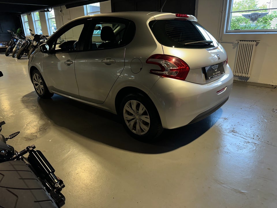 Peugeot 208 1,2 VTi 82 Active GO 5d