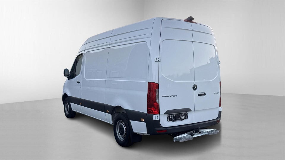 Mercedes Sprinter 317 2,0 CDi A2 Kassevogn PRO aut. RWD