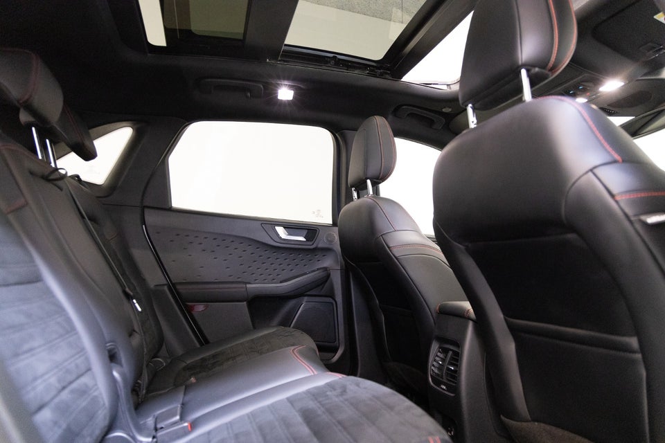 Ford Kuga 2,5 PHEV ST-Line X CVT 5d