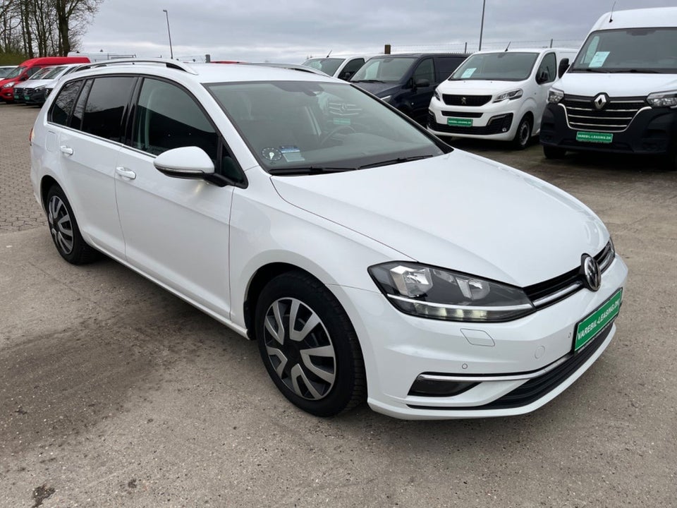 VW Golf VII 2,0 TDi 150 Highline Variant DSG Van 5d