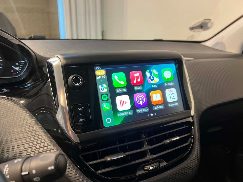 Peugeot 208 1,6 BlueHDi 100 Allure Sky 5d