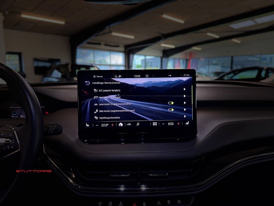 Skoda Enyaq 80 iV Suite 5d