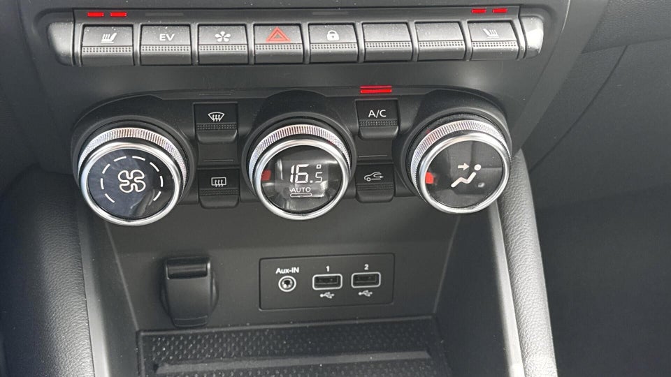 Renault Captur 1,6 E-Tech Intens 5d